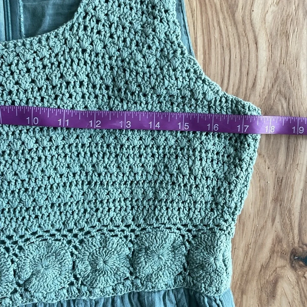 Talisman Freefalling Boho crochet wide leg Jumpsuit in sage green Medium - Picture 8 of 10